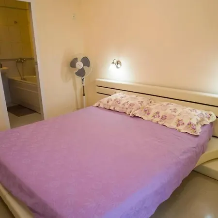 Holiday home вила жаклин - Private House Jaklin With Pool *